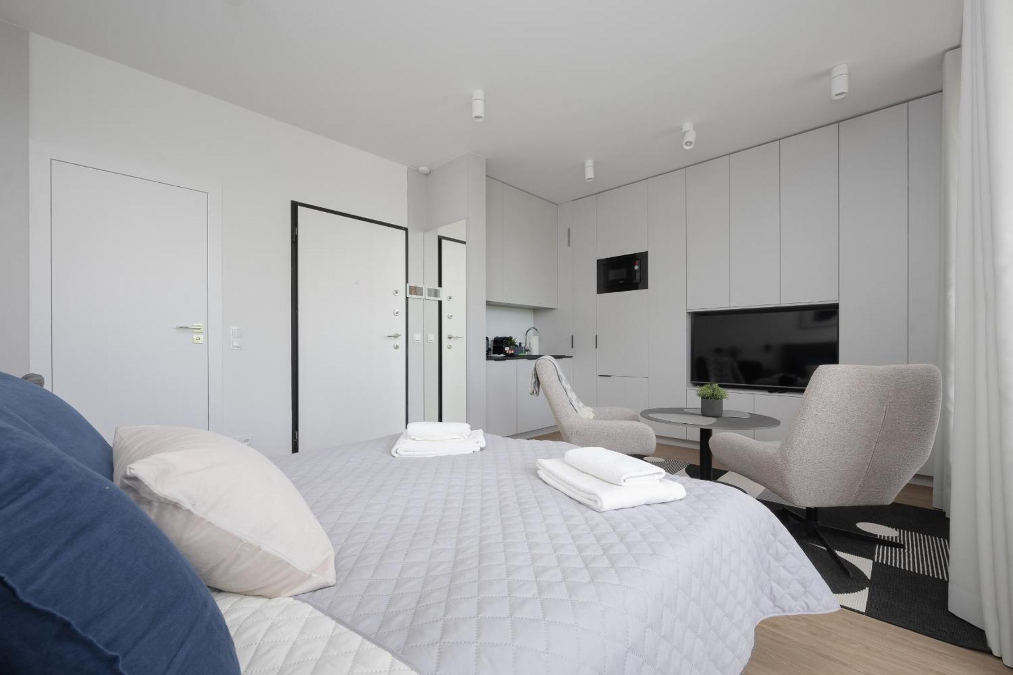 Apartamento Exclusive And Modern In With Air Conditioning And Desk By Renters Prestige Varsovia